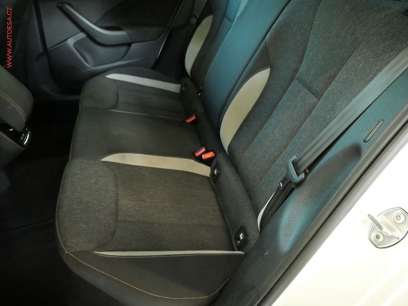 Škoda Scala (2023) 1.0 TSi, 2.maj,ČR, Style - fotka 10 z 24