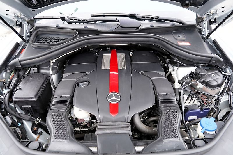 Mercedes-Benz GLE 43 AMG 4Matic/9AT/370PS/DPH - fotka 10 z 43