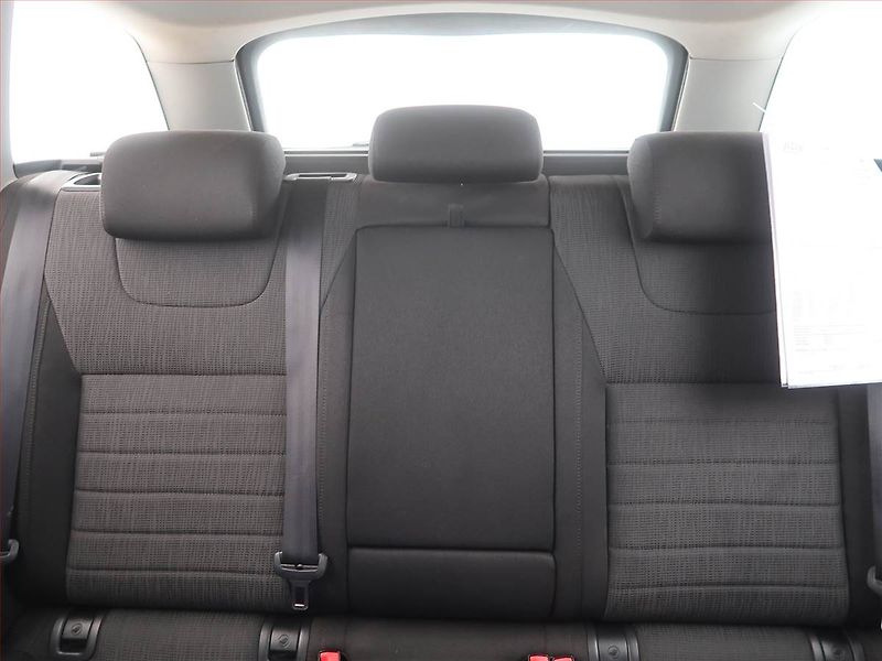 Škoda Octavia (2013) Ambition 1.6 TDI, Serv.kniha - fotka 8 z 13