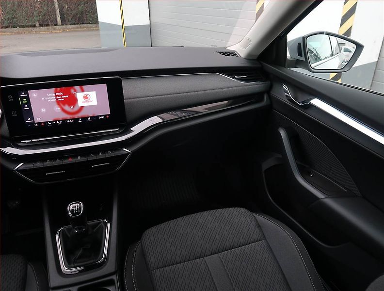 Škoda Octavia (2022) Style 1.5 TSI, ČR,1.maj - fotka 8 z 18