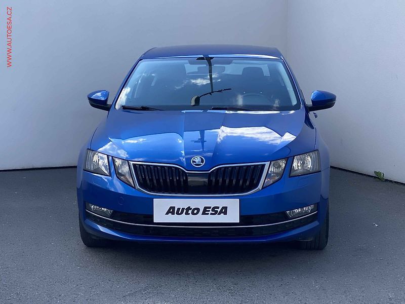 Škoda Octavia (2018) 2.0 TDi, Style, DSG - fotka 2 z 18