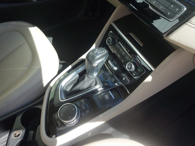 BMW Řada 2 (2015) 225i*X-DRIVE*ACTIVE*TOURER*CZ - fotka 21 z 46