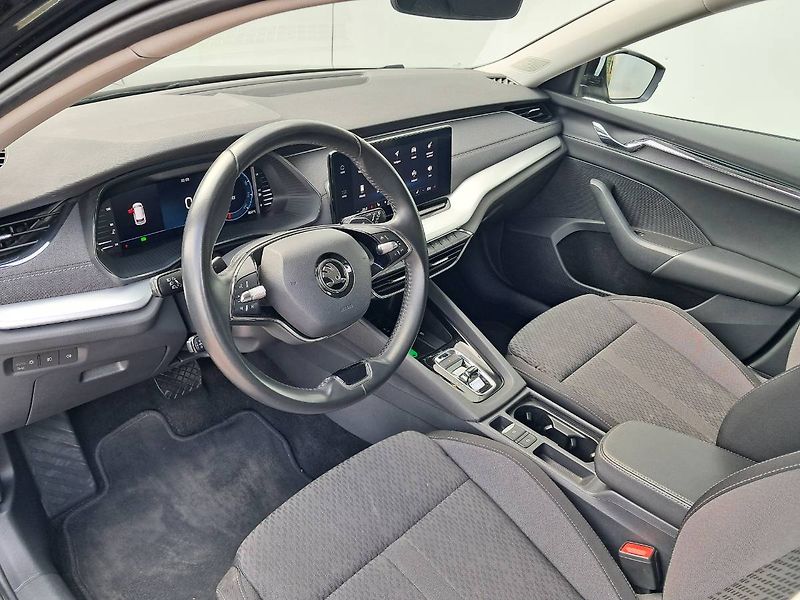 Škoda Octavia (2022) COMBI IV STYLE PLUS 2.0 TDI / - fotka 21 z 29