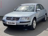 Volkswagen Passat (2003) 1.6 i, AC, tempo - náhled 2