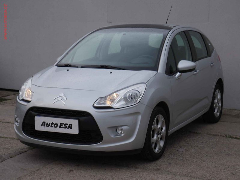 Citroën C3 (2010) 1.4 i, ČR, autoAC, temp - fotka 3 z 15