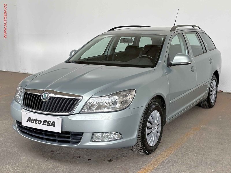 Škoda Octavia (2010) 1.6 TDI, STK10/28 - fotka 3 z 14