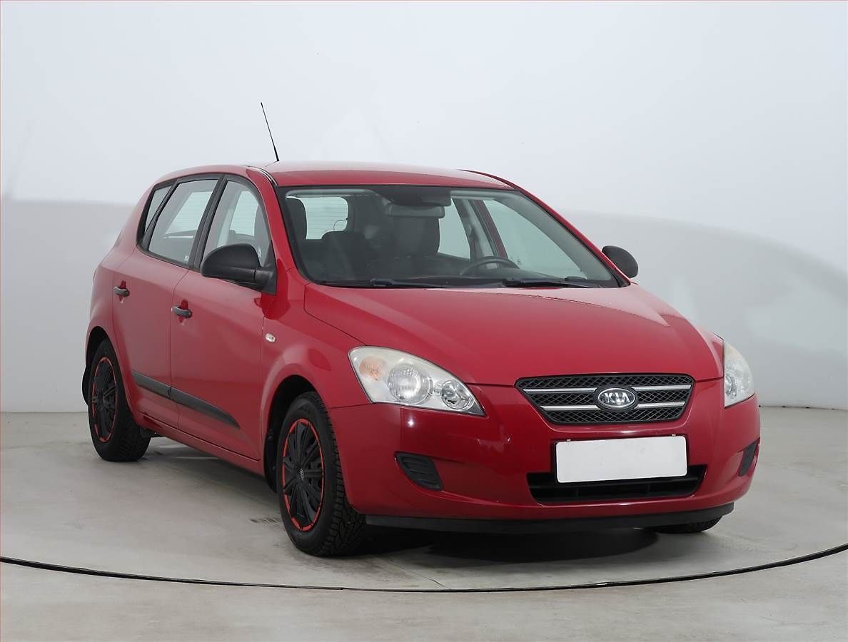 Kia Ceed 1.4 CVVT, po STK