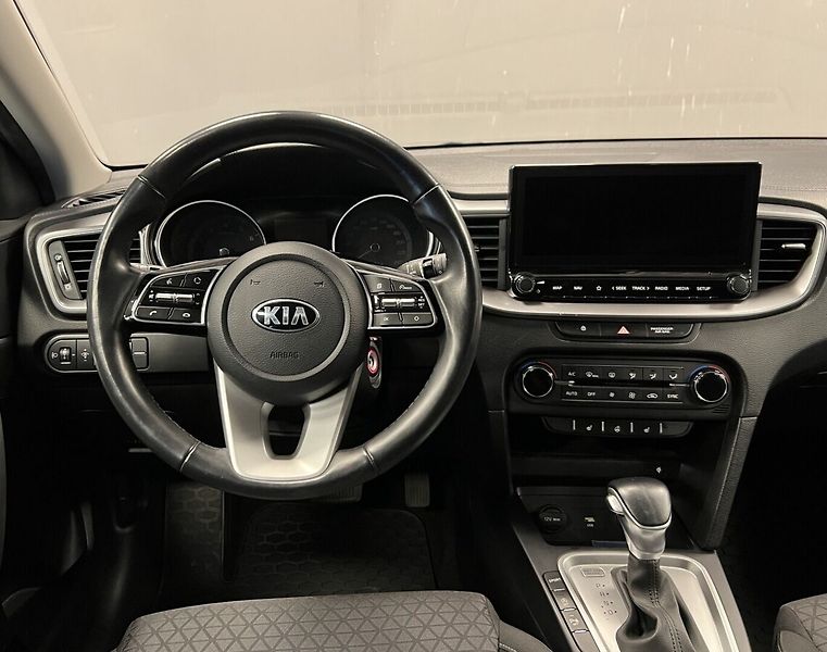 Kia Ceed T-GDI Exclusive SW - fotka 5 z 17
