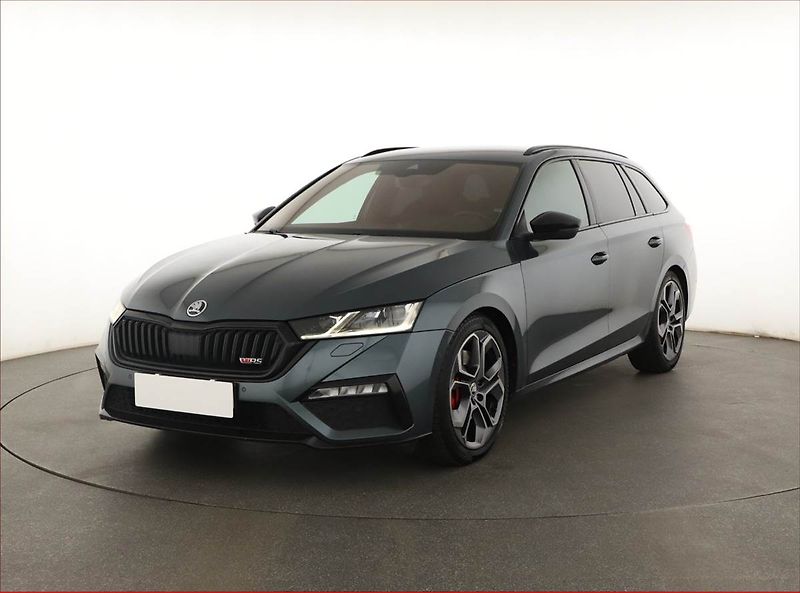 Škoda Octavia (2021) RS 2.0 TSI - fotka 2 z 19