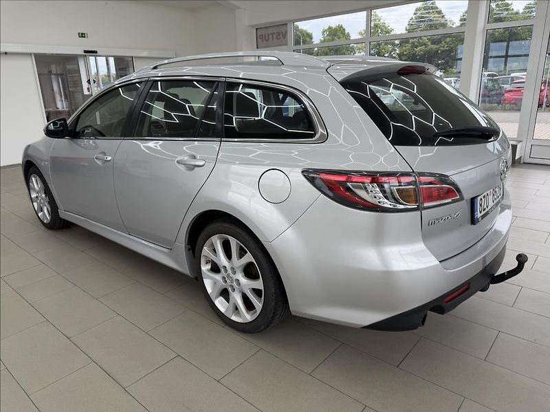 Mazda 6 2,0 i, klimatizace, tažné zař. - fotka 7 z 27