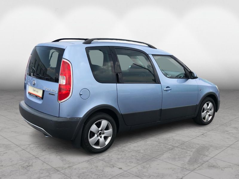 Škoda Roomster A 1.6i Scotline - fotka 2 z 27