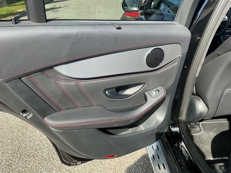 Mercedes-Benz GLC 220 d AMG 4MATIC kupé - fotka 22 z 28
