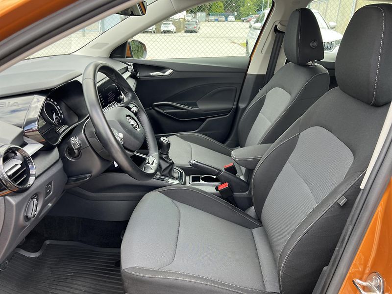 Škoda Fabia Ambition+ 1.0TSi 70kw PŮVOD ČR - fotka 10 z 44