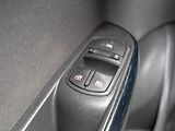 Opel Corsa (2019) 1.4i 16V ac – KM SERVISKA - náhled 26