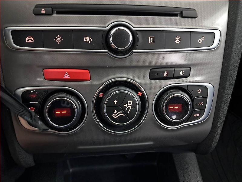 Citroën C4 (2016) 1.2 PureTech, Tempomat - fotka 18 z 18