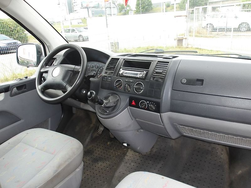 Volkswagen Transporter 2,5TDi Nový motor ! LONG !!! Č - fotka 14 z 33