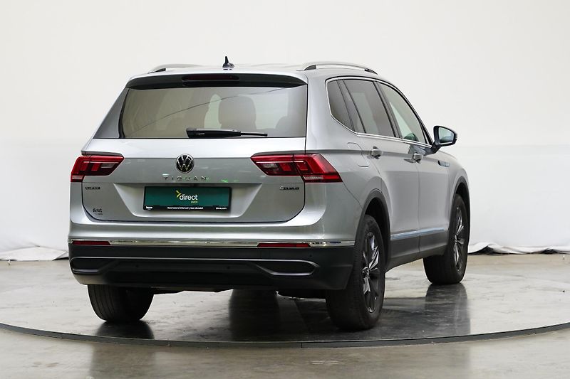 Volkswagen Tiguan - fotka 2 z 6