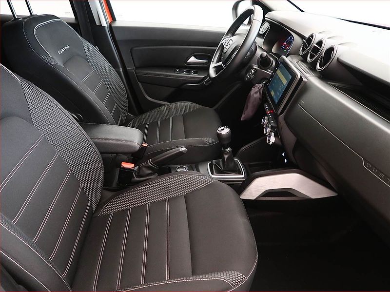 Dacia Duster (2022) 1.3 TCe, 4X4, Navi, Tempomat - fotka 9 z 17