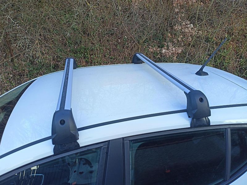 Dacia Sandero (2021) 1.0 TCe LPG Comfort, 1.majitel - fotka 24 z 24