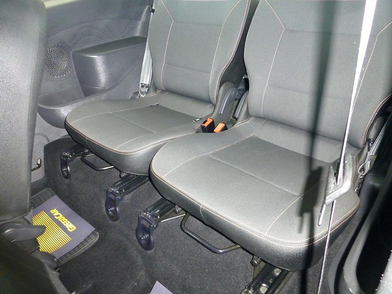 Renault Twingo (2014) 1,2I*KLIMATIZACE**ALU KOLA* - fotka 13 z 20