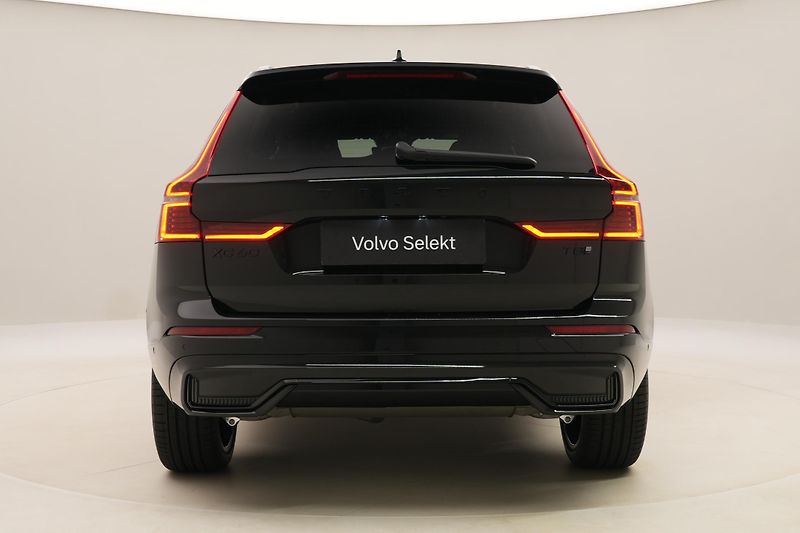 Volvo XC60 T8 AWD BLACK EDITION RECHARGE  - fotka 11 z 47