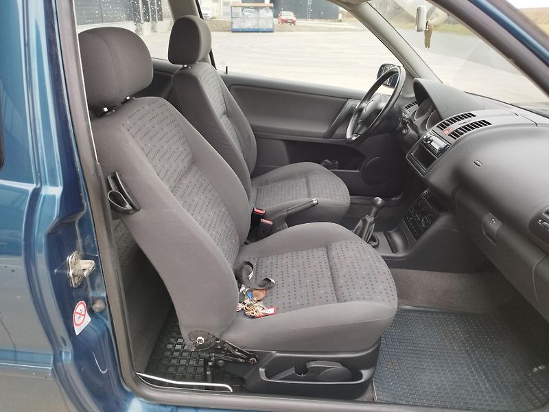 Volkswagen Polo (2001) 1.0MPi,volat-608 081 843 - fotka 17 z 17