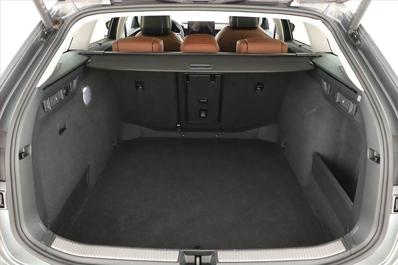 Škoda Superb (2025) 2.0 TDI, Lautrin&Klement - fotka 20 z 21