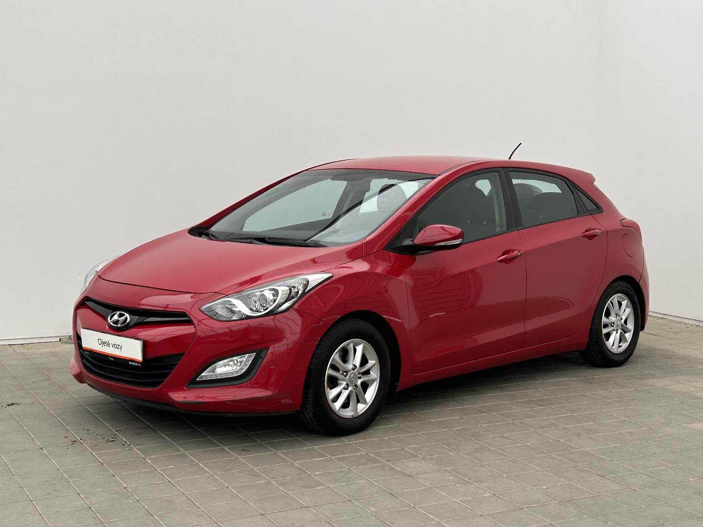 Hyundai i30 1.6  Trikolor