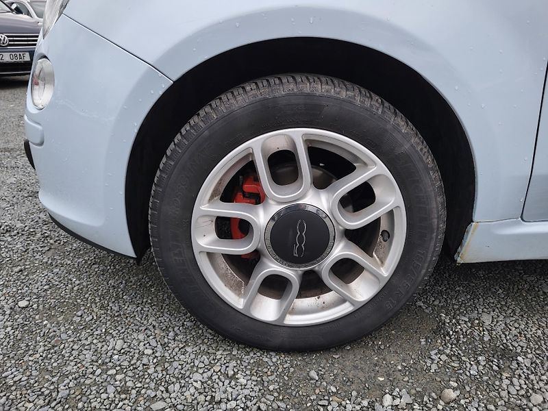 Fiat 500 1.2 i 8V 51kW CABRIO - fotka 25 z 35