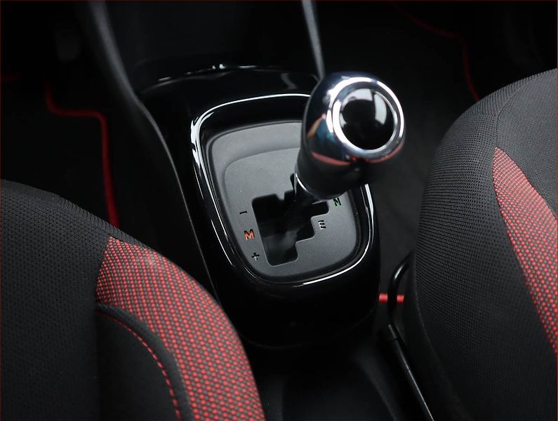 Toyota Aygo (2018) x-cite 1.0 VVT-i, Automat - fotka 13 z 18