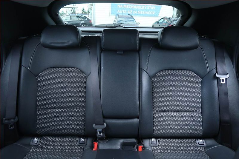 Kia XCeed (2022) 1.5 T-GDI, Automat, Serv.kniha - fotka 10 z 25