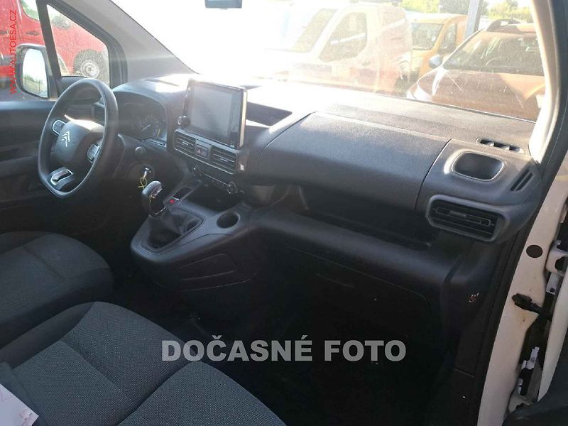 Citroën Berlingo (2020) 1.5HDi MAXi, navi, AC - fotka 3 z 8