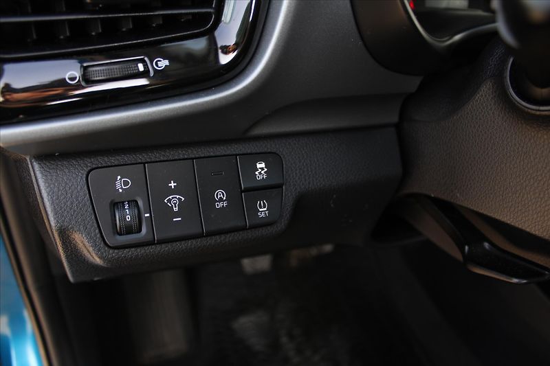 Kia Stonic 1.2 DPI GT LINE NAVIGACE ČR - fotka 24 z 24