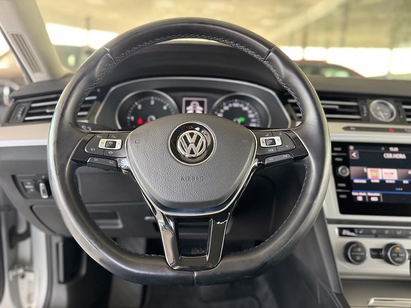 Volkswagen Passat 2,0TDI DSG 140kW*Masáž*Kam*Taž - fotka 10 z 37