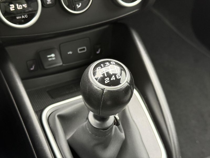 Fiat Tipo 1,6 MultiJet, Cross - fotka 18 z 19