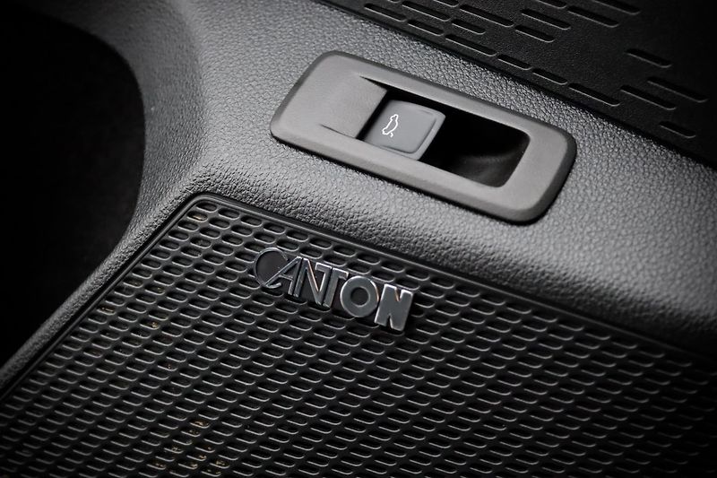 Škoda Octavia 4 Combi 1.5 TSI 110 kW - fotka 39 z 49