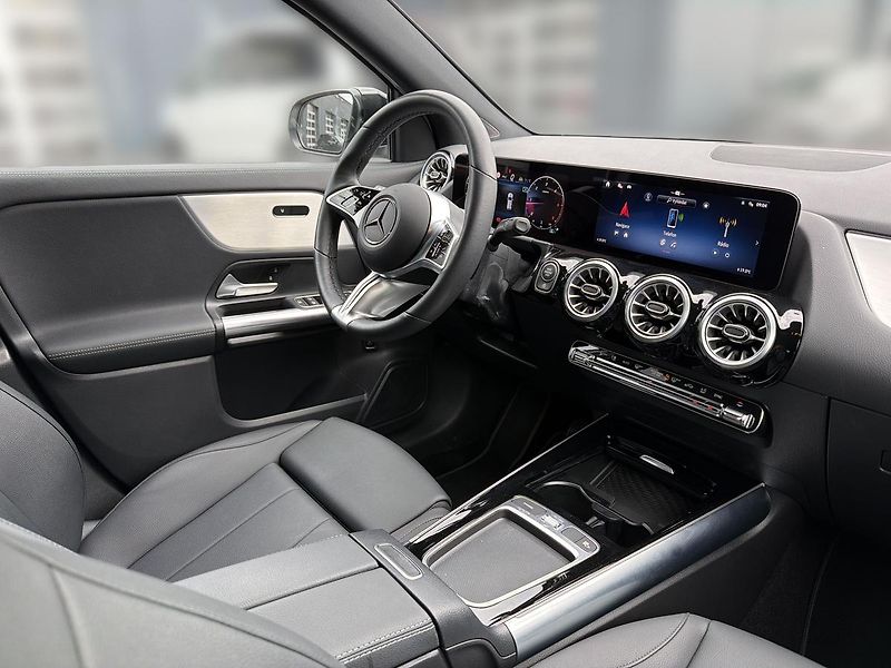 Mercedes-Benz GLA 200d 4MATIC, 1. majitel,CZ - fotka 12 z 17
