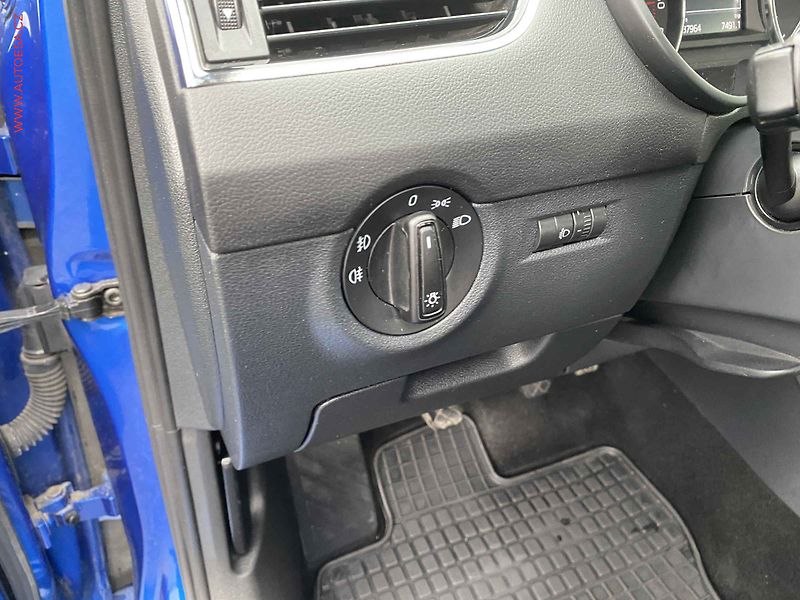 Škoda Octavia (2015) 1.6 TDi, ČR, servis.kniha - fotka 15 z 17