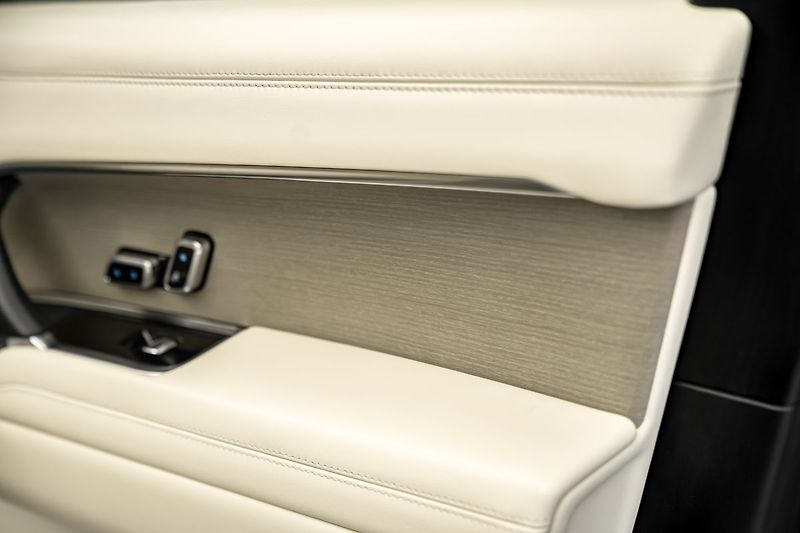 Land Rover Range Rover Autobiography P400 - fotka 22 z 25