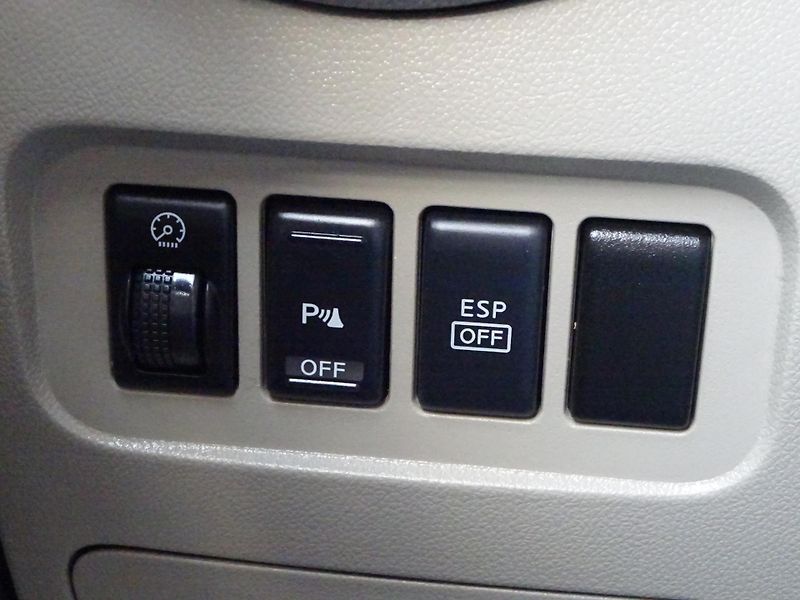 Renault Koleos 2.0dCi 110kW AUTOMAT 4x4 ČR - fotka 22 z 32