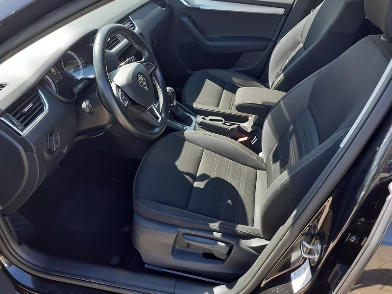 Škoda Octavia (2018) KOMBI 1.5 TSi DSG - fotka 21 z 41