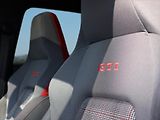Volkswagen Golf 2,0 TSI GTI 180kW Virtual DPH - náhled 28