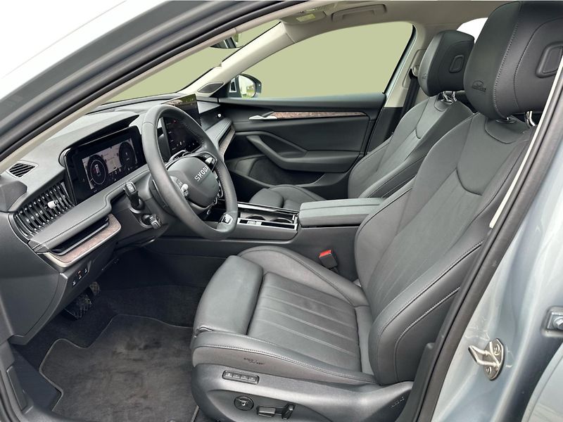 Škoda Superb 2,0 TDI / 142 kW 4x4 L&K, Tažn - fotka 11 z 26