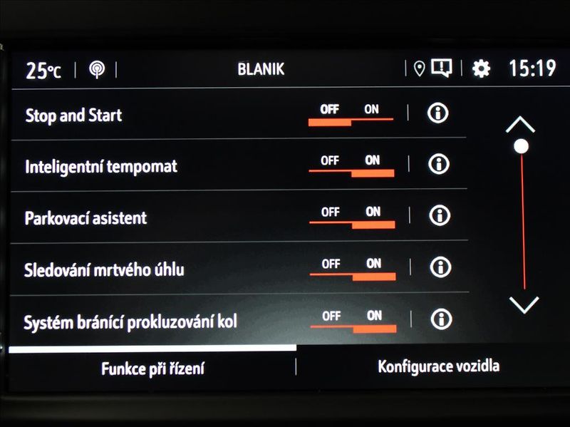 Opel Zafira 2,0 CDTi 130kW AT L1 Kůže Tažn - fotka 13 z 28