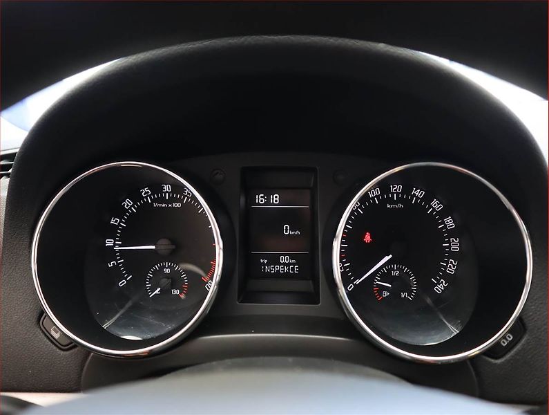 Škoda Yeti (2014) 2.0 TDI, 4X4, Tempomat - fotka 11 z 17