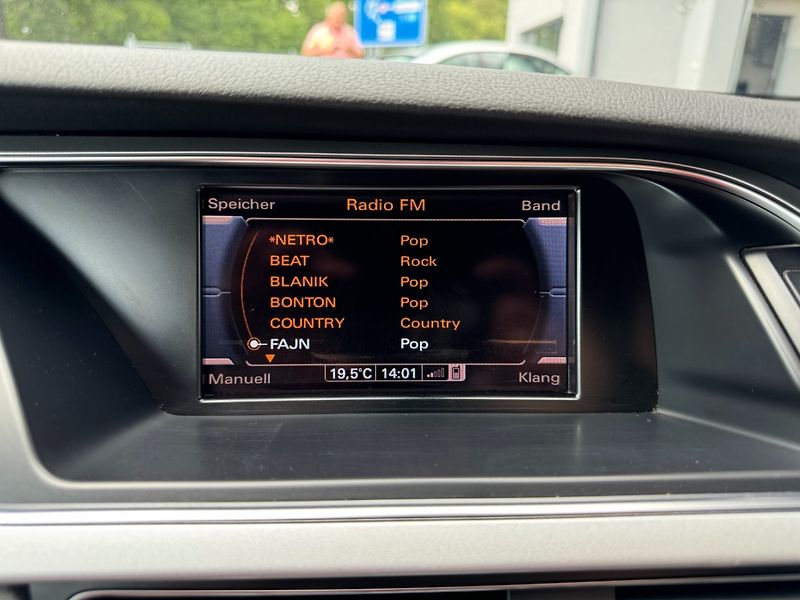 Audi A4 (2015) 2.0TDI S-Line Quattro - fotka 25 z 42