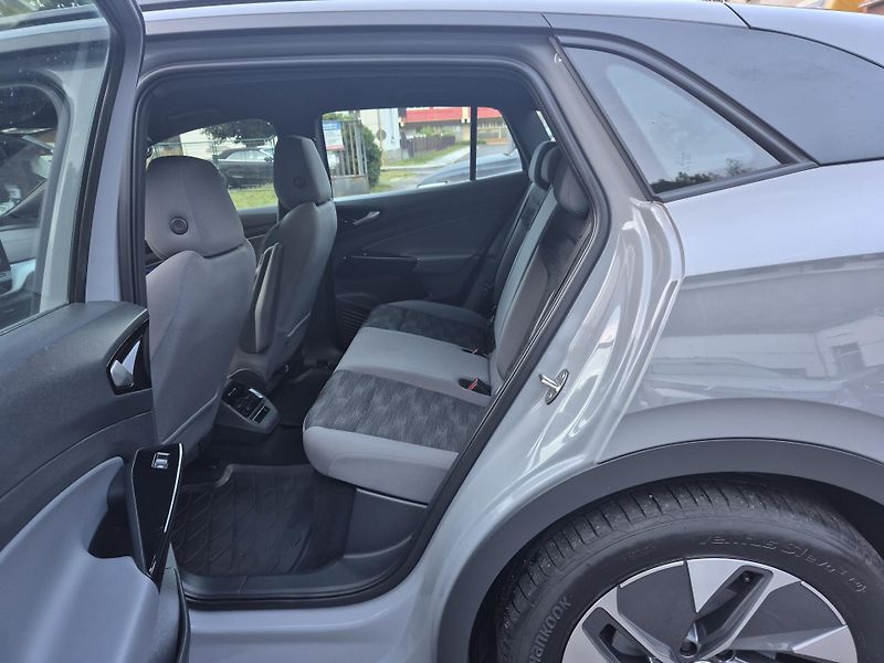 Volkswagen ID.4 195kw, 4MOTION TZ SOH 93,0% - fotka 12 z 46
