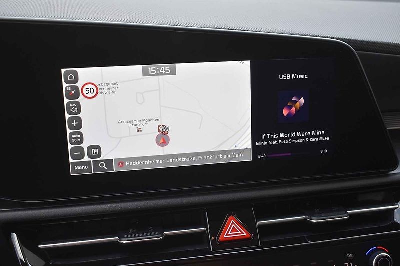 Tři verze nového SUV Kia Niro jsme zkoušeli ve Frankfurtu a okolí