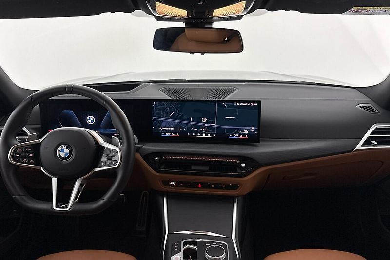 BMW Řada 3 řady 3 | 330d xDrive - fotka 14 z 24