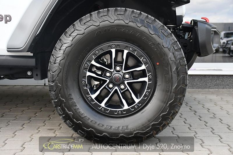 Jeep Wrangler 3.6L AWD RUBICON 4tisKM - fotka 47 z 52